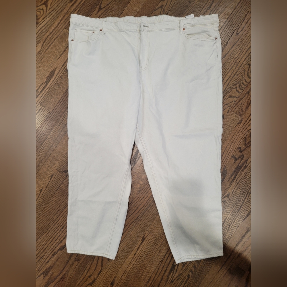 Loose fit mom jeans